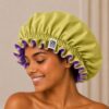 ECBC22A8-9DC9-417F-BEAB-4344E668A9CF_1_102_o Boneta din satin reversibila DAZA Haircare Double Face Chartreuse & Purple